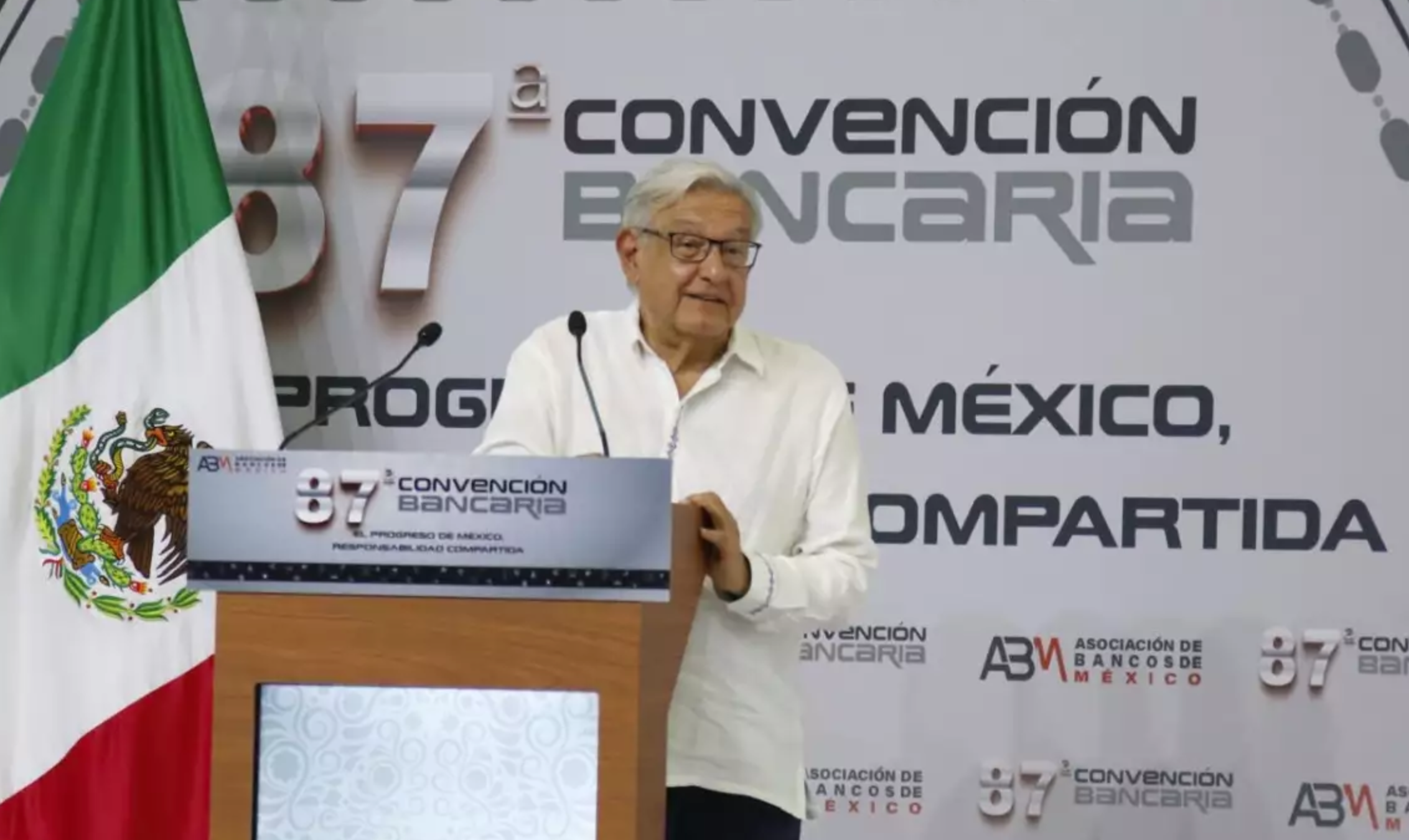 “Me han tratado con respeto y han sido correspondidos”: López Obrador a banqueros